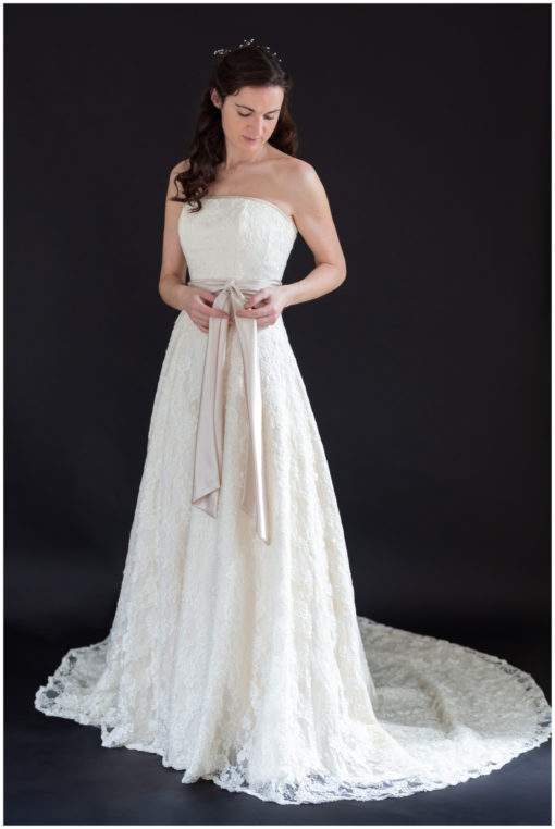 Sharon Hoey Lace Wedding Dress