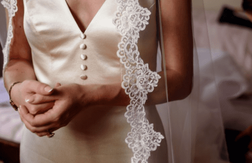 Sarah Foy Designer Wedding Dress - Image 3