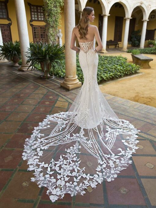 Blue Enzonai Perry Wedding Dress - Image 4